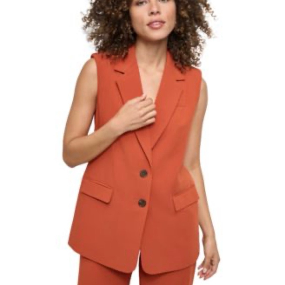 EUC DKNY sz2 Women’s Boyfriend Russet Orange Sleeveless Notched Lapel Blazer…